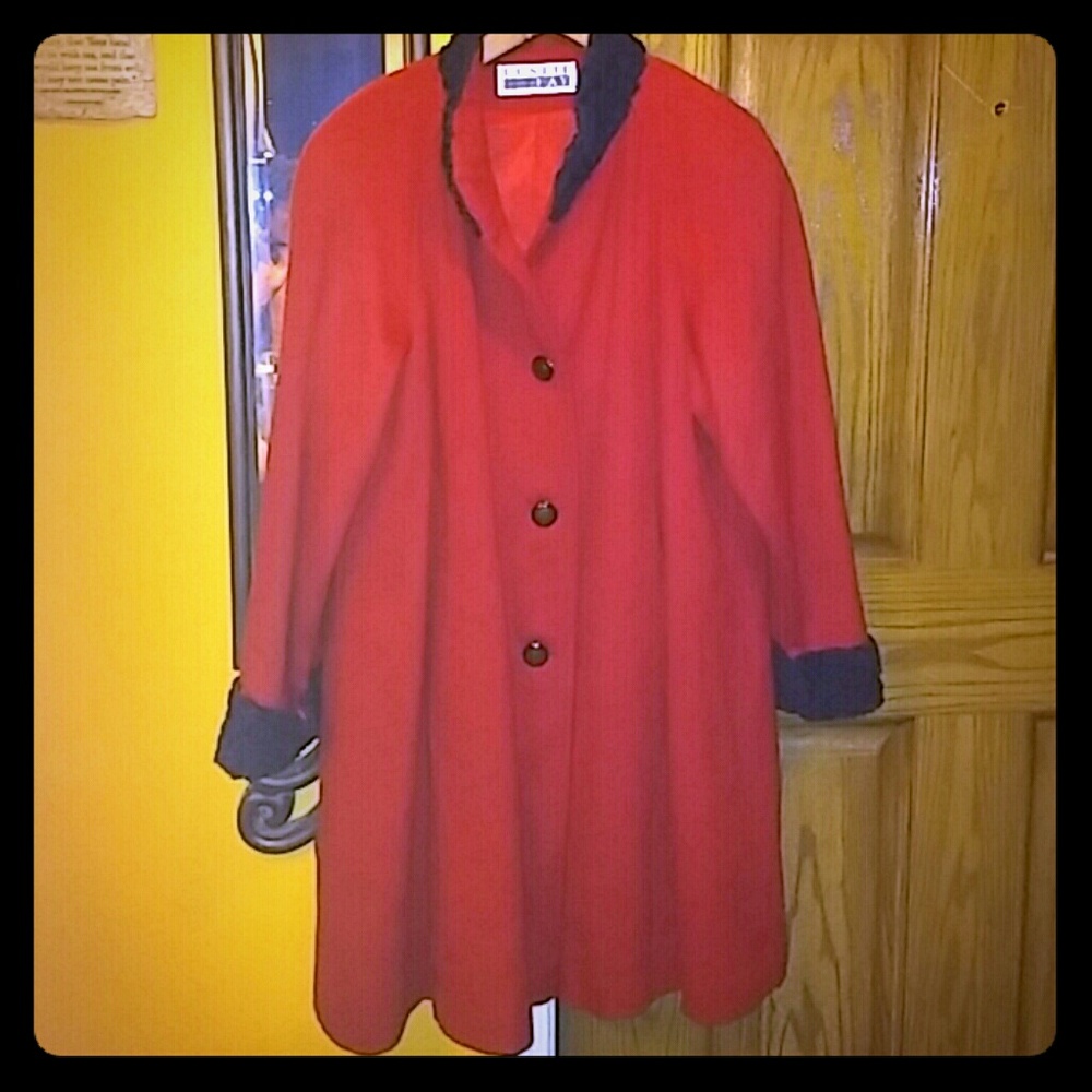 💗Siz 8 Gorgeous gently worn Wool Coat💗